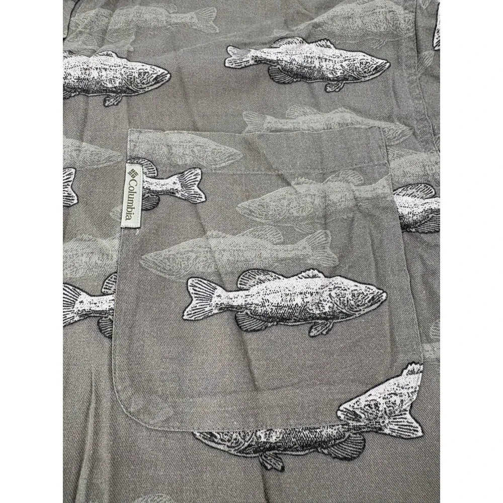 Columbia Shirt Mens L Button Down Brown Fish Print Short Sleeve Viscose Cotton
